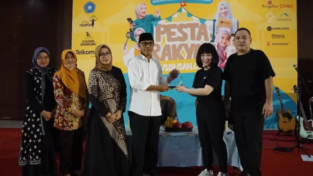 Gandeng Pemerintah Daerah, Strategi Dusdusan.com Dukung Ekonomi Kerakyatan dusdusan com berkolaborasi dengan pemerintah daerah untuk mewujudkan visi pemberdayaan masyarakat dan umkm dok istimewa
