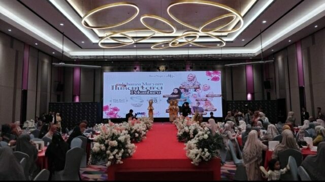 Khanza Maryam Tour Nusantara Pekanbaru Bersama Razqya Gallery Lounching Series 12 Motif Terbaru Khanza Maryam Tour Nusantara Pekanbaru Bersama Razqya Gallery Lounching Series 12 Motif Terbaru