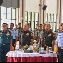 Danrem 031/Wira Bima Memberikan Pembekalan kepada Pasis Sesko TNI