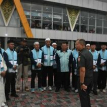 Danrem 031/WB Berangkatkan Umroh Prajurit Berprestasi.