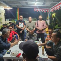 Menyambut HUT RI Ke 79, KAYANMA POLDA Riau AKBP. Bainar,. S.H,. M.H Mengadakan Turnamen Domino Dan KOA Di Kediaman Pribadi nya
