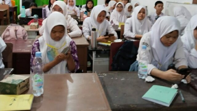SMAN 1 Dumai Tingkatkan Kompetensi Menulis Siswa untuk Hadapi Era Digital SMAN 1 Dumai Tingkatkan Kompetensi Menulis Siswa untuk Hadapi Era Digital