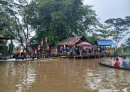Pemuda Kreatif Membangun Kampung, Terus Pertahankan Tradisi Memperingati Kemerdekaan di Pinggir Sungai