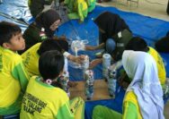 Mahasiwa Kukerta UNRI Melakukan Sosialisasi dan Pelatihan Pembuatan Ecobrick di SDN 04 Perawang Barat.
