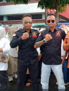 Panglima DPD GRIB Sumbar Arif Rahman (Temok) "Jika Perlu Saya Akan Turunkan Masa Lebih Banyak Lagi"Salam Satu Komando Panglima DPD GRIB Sumbar Arif Rahman (Temok) "Jika Perlu Saya Akan Turunkan Masa Lebih Banyak Lagi"Salam Satu Komando