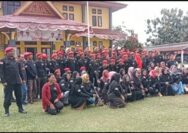 Ketua DPC  Pelalawan Berikan SK RISWANTO Kepada Ketua PAC GRIB Jaya Kec. Ukui