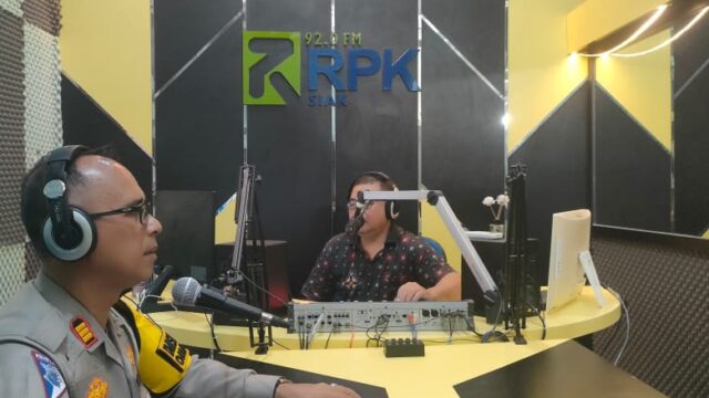 Melalui Saluran Radio RPK, Kasatlantas Polres Siak Sosialisasi Keselamatan Lalu Lintas Menjelang Pemilu dan Program Riau. adalah KITA (Kota Indah Tertib Aman).