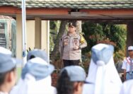 Beri Motivasi Siswa Siswi SMA N 1 Dayun, Lewat Program Police Goes to School Kapolres Siak Juga Ingatkan Bahaya Hoax, Ciptakan Pilkada Damai.