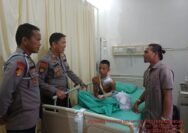 Polsek Minas Kunjungi Siswa SMP Yang Patah Tulang Ke Rumah Sakit, Berikan Bantuan Biaya Pengobatan 