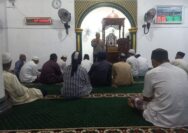 Lakukan Subuh keliling Kapolsek Bungaraya Sampaikan Pesan Pilkada Damai