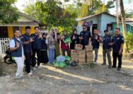 Peduli Korban Banjir Langkat, SCB Tour Berbagi Kepada Masyarakat