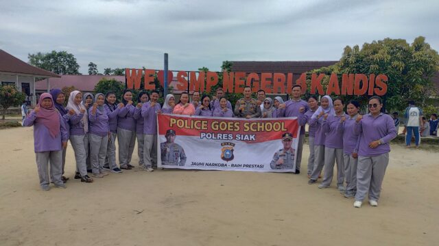Kapolsek Kandis Gelar Cooling System dan sosialisasi pencegahan perundungan di SMPN 4 Kandis