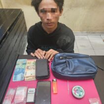 Tim Unit Reskrim Polsek Koto Gasib Amankan Satu Orang Pria Diduga Pelaku Penyalahgunaan Narkotika.