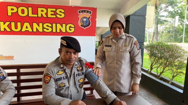 Subsatgas Dokkes Polres Kuansing Patroli Kesehatan dan Pelayanan Medis Dalam Rangka Operasi Mantap Praja LK 2024