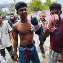 King Zone Gelanggang Perjudian, Tak Menghargai Hukum, Sewa Preman Dan Sambut Pendemo Ormas Pekat Dengan Senjata Tajam seperti Parang, Samurai, Besi dan alat Keras lainnya seperti Broti dan Batu