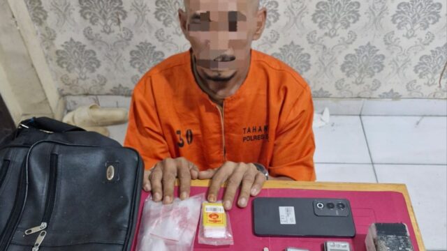 Tim Opsnal Satres Narkoba Polres Siak Bekuk Seorang Pria Paruh Baya Diduga Pengedar Narkotika