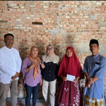 Relawan Gebrakan Afni Syamsurizal (GAS), Berikan Bantuan Modal Kepada Pelaku UMKM " Kami Menjaga Kekompakan Team"