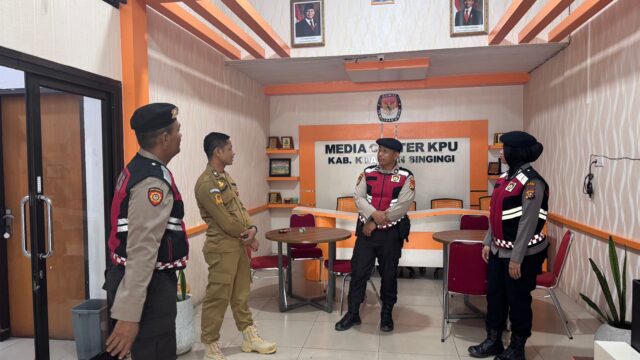 Sat Samapta Polres Kuansing Patroli R2 Jaga Keamanan dan Ketertiban di Taluk Kuantan