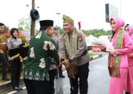 Wakil Bupati Siak Husni Merza Beserta Ketua LAMR Siak Menghadiri Serah Terima Jabatan (Sertijab) Antar Pejabat Kapolres Siak Lama Dengan Baru.