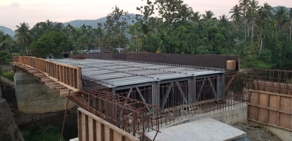 Soal Mangkraknya Jembatan Lubuak Nago, Kadis PUPR Limapuluh Kota Janji Akan Blacklist Soal Mangkraknya Jembatan Lubuak Nago, Kadis PUPR Limapuluh Kota Janji Akan Blacklist