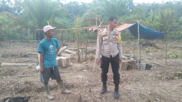 Polsek Kuantan Hilir Cek Lahan Ketahanan Pangan Desa Pulau Baru Dukung Program ASTA CITA Presiden RI