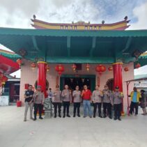 Kapolresta Jambi Bersama PJU Kunjungan Ke Beberapa Tempat Peribadatan Umat Budha Perayaan Imlek 2576 ,Pastikan Situasi Kamtibmas 