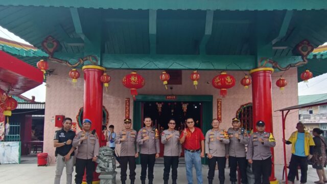 Kapolresta Jambi Bersama PJU Kunjungan Ke Beberapa Tempat Peribadatan Umat Budha Perayaan Imlek 2576 ,Pastikan Situasi Kamtibmas 