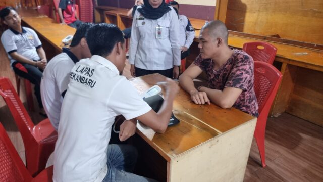 Cegah penularan penyakit, Tim Medis Lapas Pekanbaru Lakukan Skrining Kesehatan Warga Binaan Baru