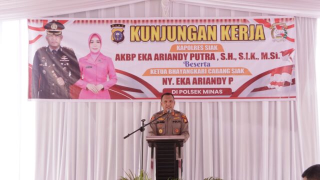 Kapolres Siak Kunjungi Polsek Minas, Tekankan Peningkatan Pelayanan dan Ketahanan Pangan
