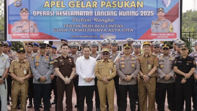 Polre Siak Mengadakan Apel Gelar Pasukan Operasi Keselamatan Lancang Kuning 2025 di Mapolres Siak