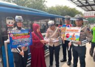 Hari Ke dua Operasi Keselamatan Lancang Kuning 2025 Dirlantas Polda Riau Gencar Melaksanakan Kegiatan Edukasi