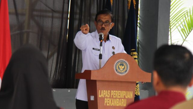 Kalapas Pekanbaru Hadiri Pembukaan Program Rehabilitasi Sosial Narkotika Tahun 2025 bagi Warga Binaan Lapas Perempuan Pekanbaru