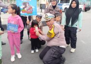 Puluhan Helm SNI Di Bagilan Saat Kampanye Keselamatan Berlalu Lintad Di CFD Pekanbaru