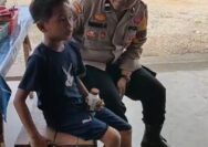 Bhabinkamtibmas Polsek Tualang Bawa Pulang Pelajar SD Yang Tersesat.