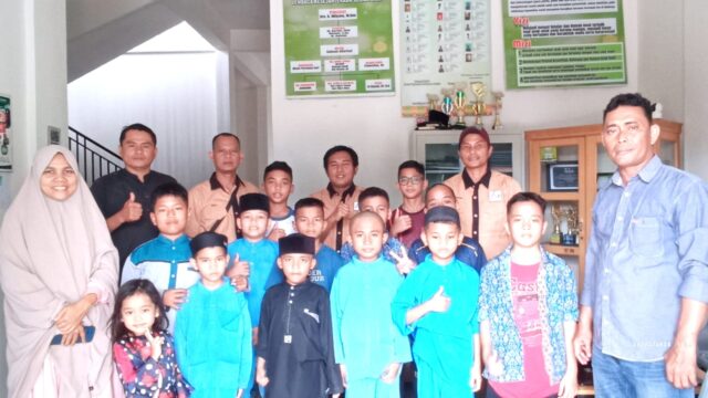 Dalam Rangka Sambut Bulan Puasa,Forum Jurnalis Pekanbaru Berbagi Kebahagiaan Di Panti Asuhan Putra An-Nisa