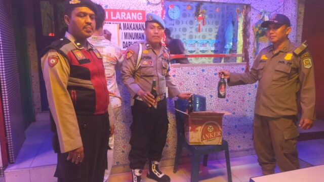 Kegiatan KRYD Tim Gabungan Sasar Penyakit Masyarakat Menjelang Bulan Suci Ramadhan 1446 H di Wilayah Hukum Polsek Kandis