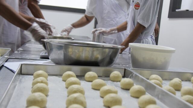 Produktivitas di Dalam Jeruji, Roti Kayna Bukti Pembinaan Kemandirian di Lapas Kelas IIA Pekanbaru