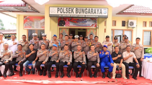 Kunjungan Kerja Kapolres Siak ke Mako Polsek Bungaraya, Tingkatkan Kesiapsiagaan Polsek dan Program Ketahanan Pangan