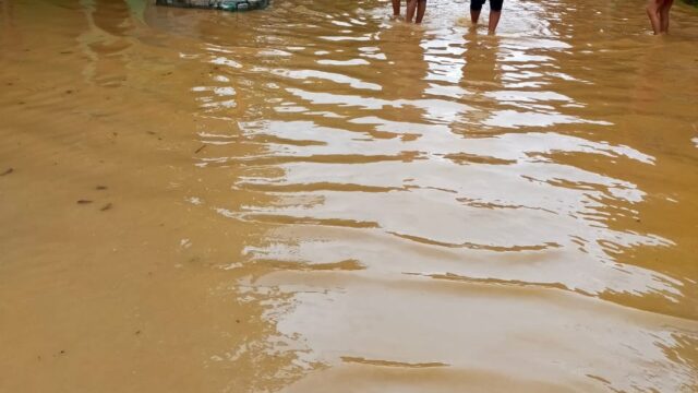 Sungai Batang Sumpur Meluap, Nagari Sisawah Di hantam Banjir, Pulahan Rumah Dan Sawah Terendam