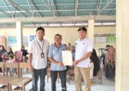 Penyerahan Sertifikat Tanah Program PTSL Oleh BPN Sijunjung Di Kanagarian Sisawah 