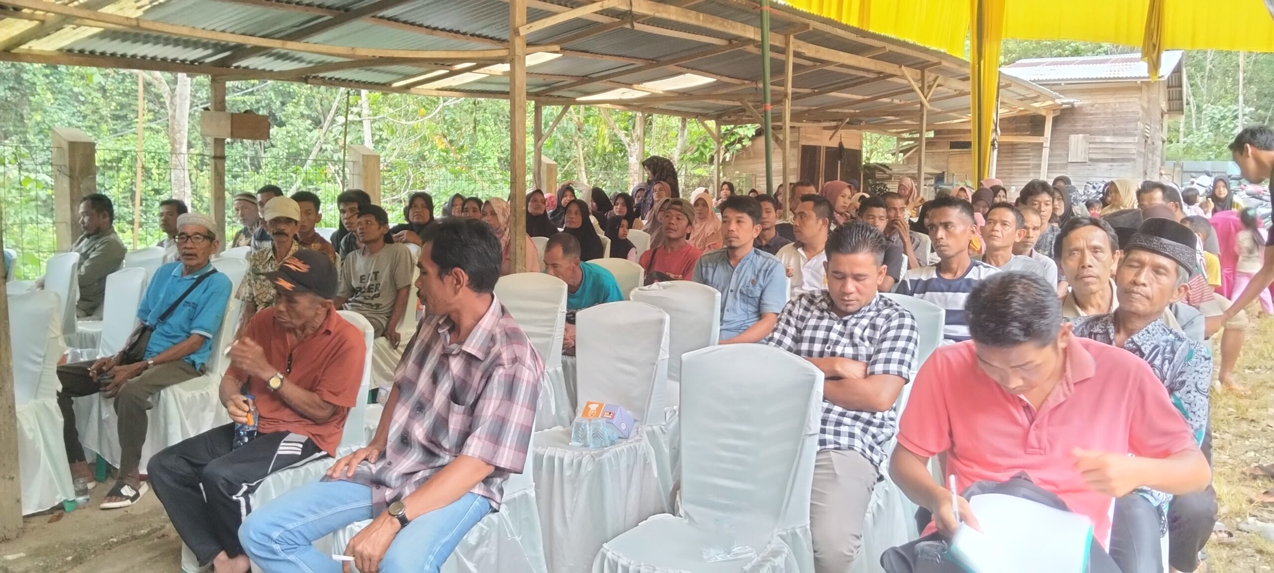 Reses Perorangan DPRD Provinsi Sumatera Barat Ir. Hj. Neldas Wenti, M.Si. Di Jorong Sitongek Tamparungo Di Sambut Meriah Oleh Warga