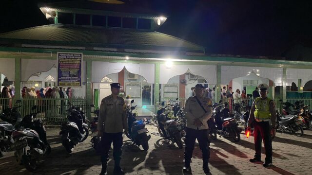 Tarawih Kedua, Polsek Tualang Tingkatkan Patroli ke Tempat Ibadah