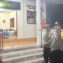 Ciptakan Rasa Aman Dan Nyaman Polsek Beo Patroli Pengamanan Ibadah Sholat Tarawih Bulan Ramadhan
