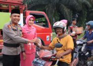 Polres Siak Gelar Kegiatan Berbagi Takjil dalam Rangka Ops Tertib Ramadan Lancang Kuning - 2025