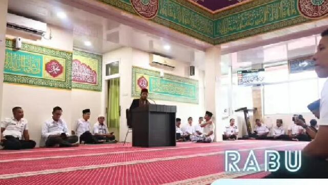 Kultum Ramadhan ke 12 Bersama Ustad Sarwan Kelana di Hadiri Langsung Oleh Kepala Bapenda Alek Kurniawan