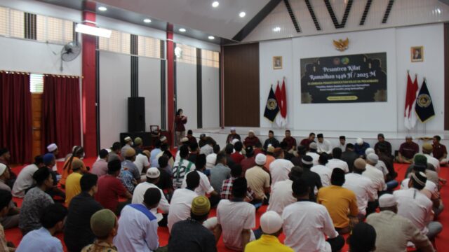 Tingkatkan Keimanan Warga Binaan, Lapas Pekanbaru Gelar Pesantren Kilat Ramadhan 1446 H