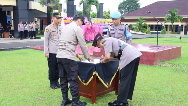Kapolres Kuansing Pimpin Serah Terima Jabatan Kapolsek Cerenti
