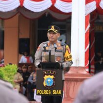Kapolres Siak Pimpin Apel Gelar Pasukan Operasi "Ketupat 2025" Pengamanan Idul Fitri di Polres Siak