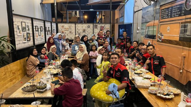 Adakan Buka Puasa Bersama, Toyota Agya Pekanbaru (TAC) Santuni Anak Yatim dan Bagi Takjil Gratis Adakan Buka Puasa Bersama, Toyota Agya Pekanbaru (TAC) Santuni Anak Yatim dan Bagi Takjil Gratis