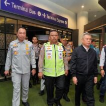 Kakorlantas-Menhub Pantau Hari Pertama Operasi Ketupat 2025